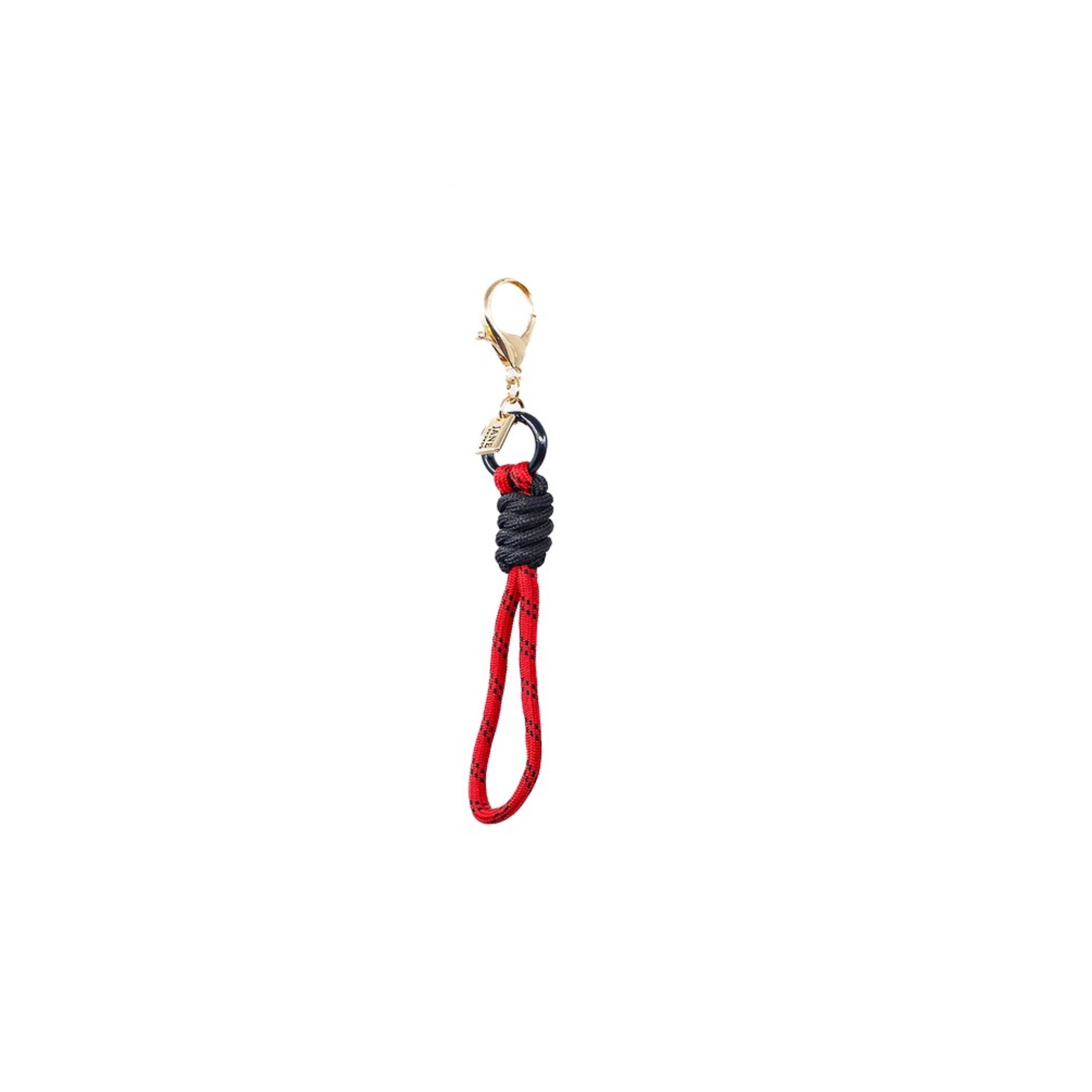 Complete your look with this red and black knotted cord. Its intricate design and bold colours add a dynamic touch to your charm.