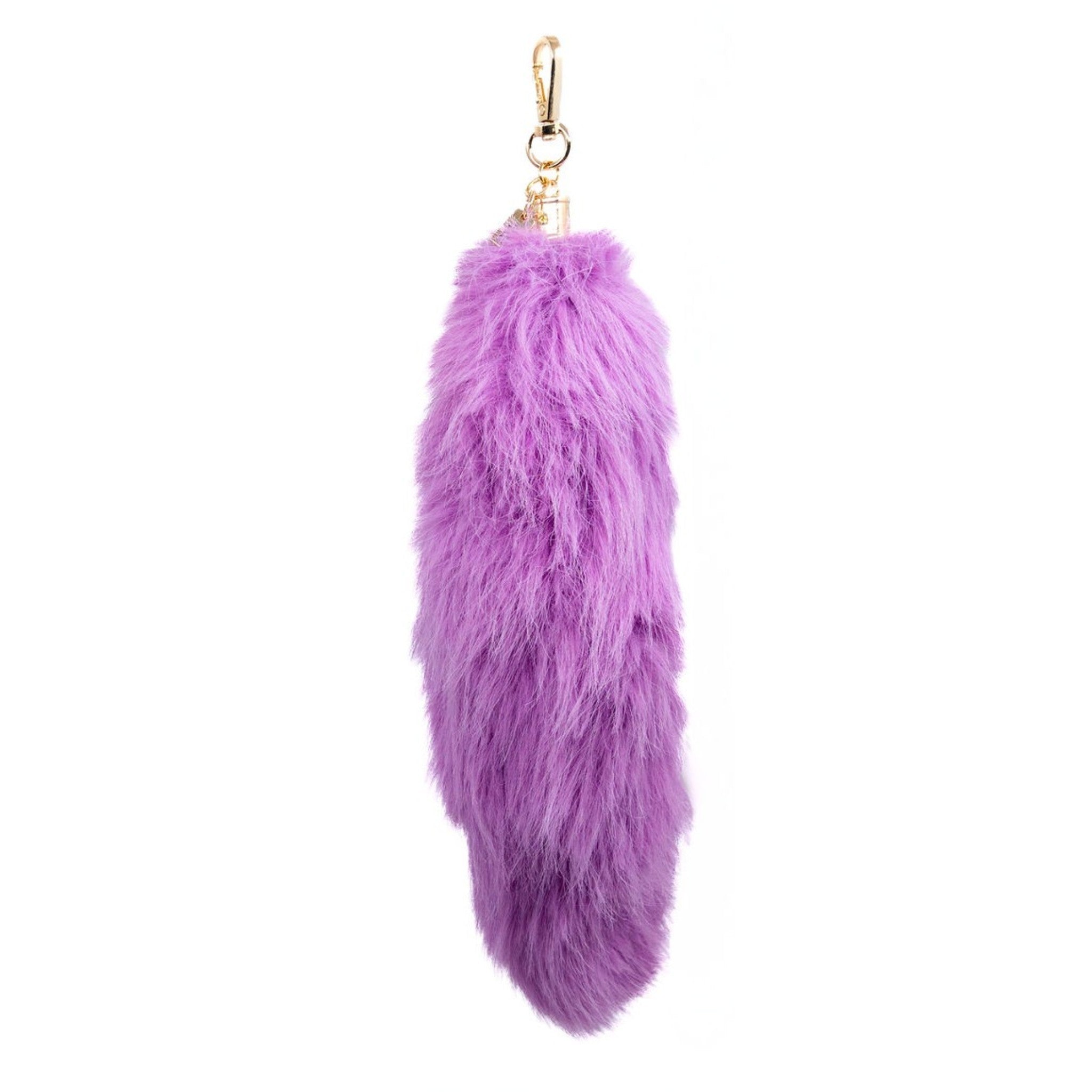 Add a touch of vivacity with this light purple faux-fur pendant charm. Its soft texture and calming colour bring a serene elegance to your accessories, perfect for those who embrace a lively spirit.