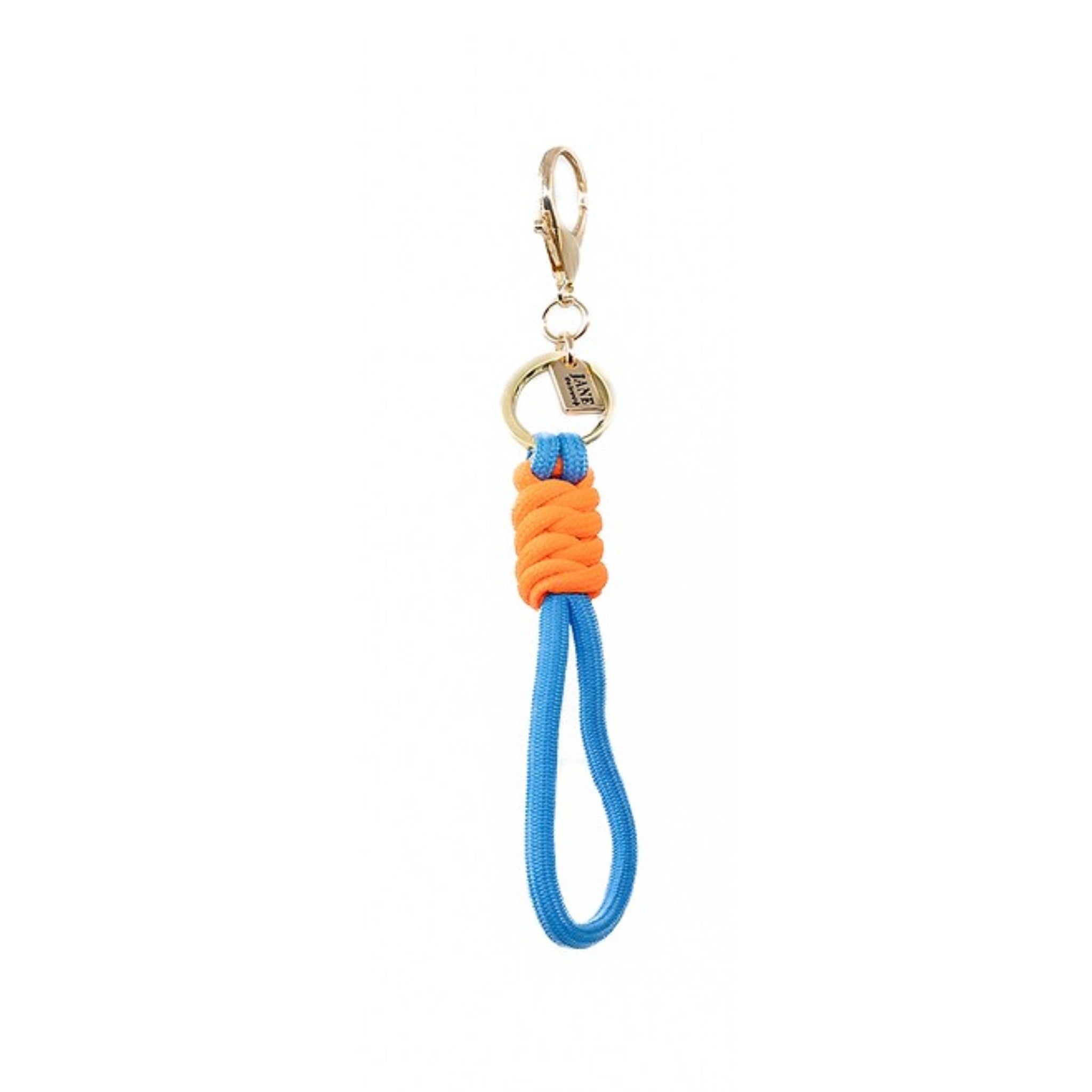 Finish your look with this blue and orange knotted cord. Its vibrant colours and intricate design represent harmony and trust, making it a meaningful complement to your charm.